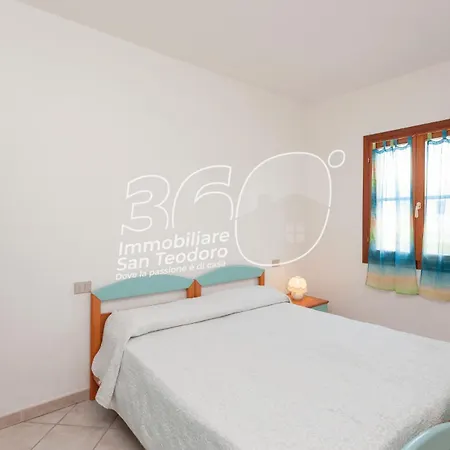 Portico 2 Holiday home *